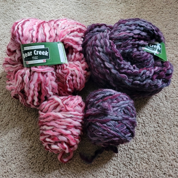 Bear Creek wool yarn bundle - Picture 1 of 6